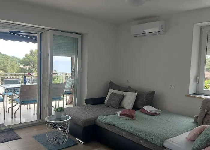 Apartmán Modern And Cosy Ivana With A Beautiful Seaview