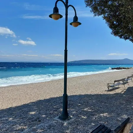Modern And Cosy Ivana With A Beautiful Seaview Apartmán *