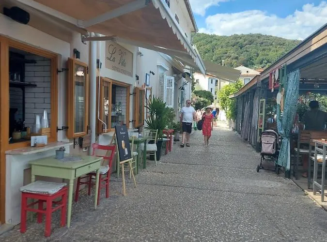 شقة Modern And Cosy Ivana With A Beautiful Seaview